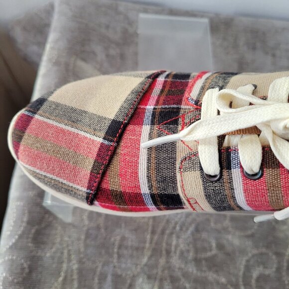 NEW Tom’s Women’s Del Ray Tartan Plaid Sneaker - Red & Brown (Size 6½) - Picture 3 of 15